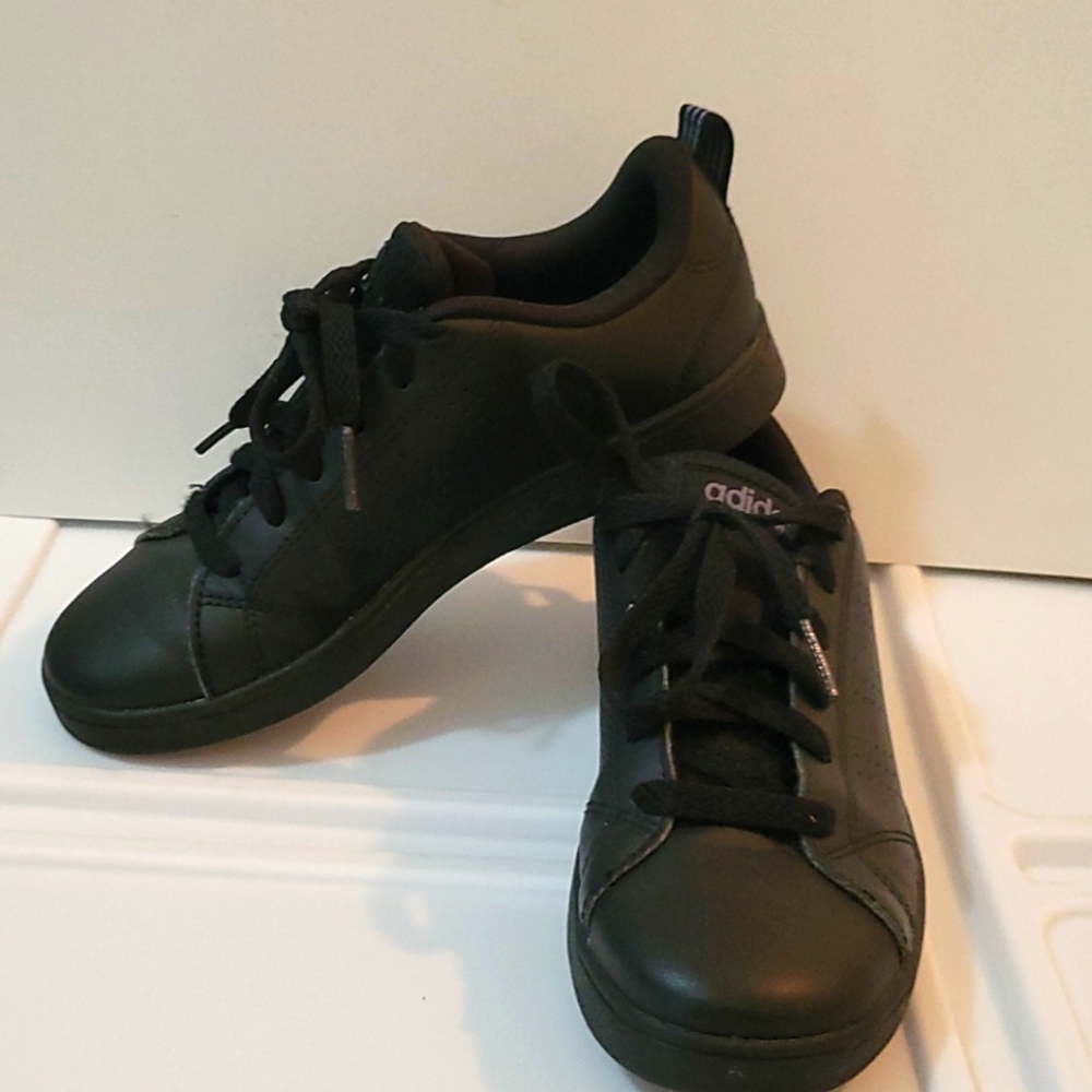 Boys size 2 black adidas shoes